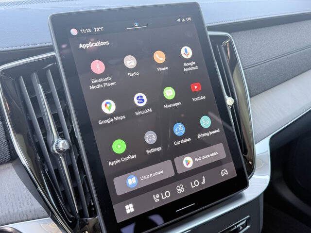 2025 Volvo XC90 T8 Ultra Bright Theme 6P