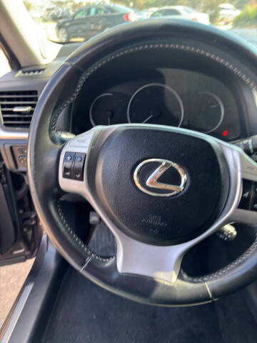2011 Lexus CT 200h