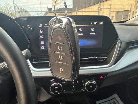 2024 Chevrolet Trax LT