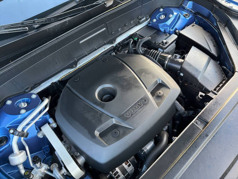 2018 Volvo XC90 T6 R-Design