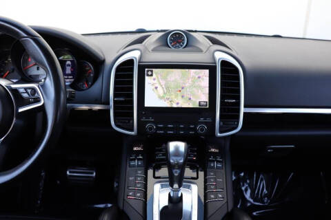 2018 Porsche Cayenne S