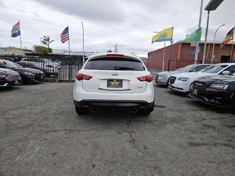 2012 Infiniti FX35