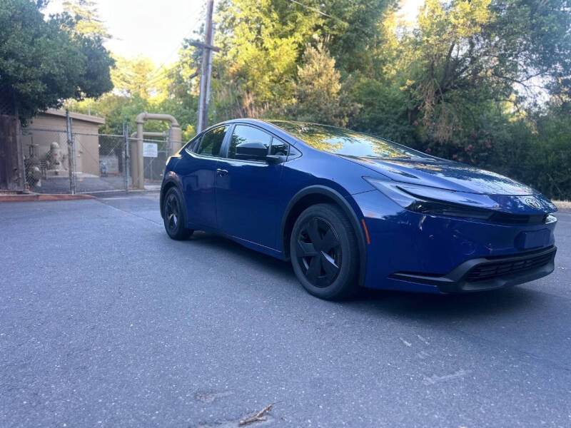 2023 Toyota Prius LE