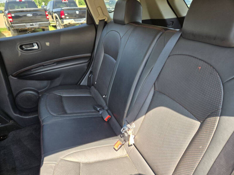 2012 Nissan Rogue SV w/SL Package
