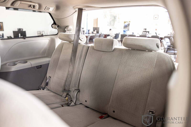 2012 Toyota Sienna