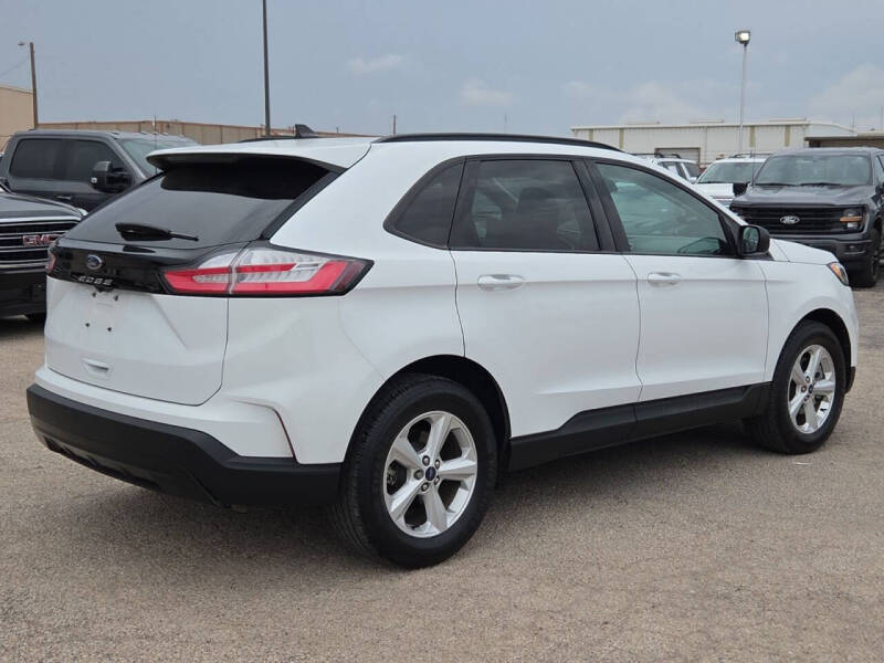 2021 Ford Edge SE