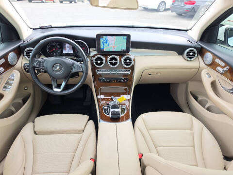 2019 Mercedes-Benz GLC GLC 300