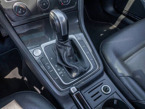 2021 Volkswagen Golf TSI