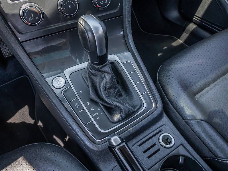 2021 Volkswagen Golf TSI