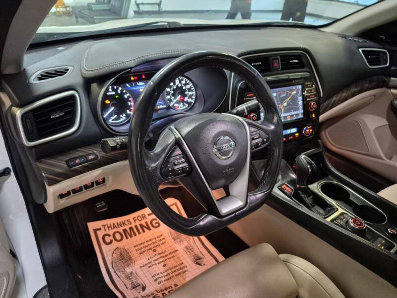 2017 Nissan Maxima Platinum