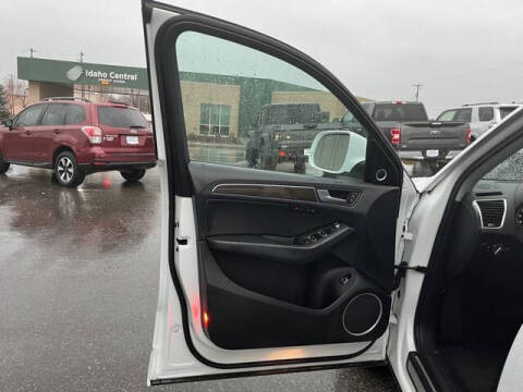 2014 Audi Q5 2.0T quattro Premium Plus