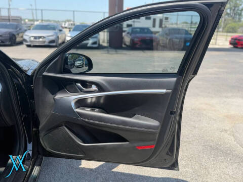 2025 Genesis G70