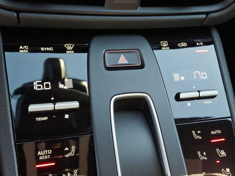 2024 Porsche Macan S