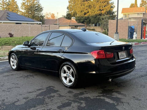 2014 BMW 3 Series 320i