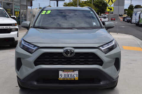 2023 Toyota RAV4 XLE