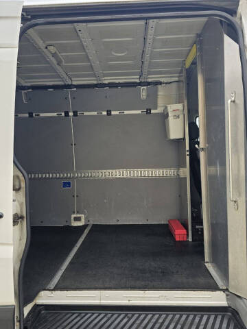 2016 Mercedes-Benz Sprinter 2500