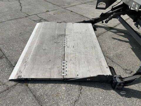 2019 International DuraStar 4300