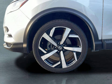 2020 Nissan Rogue Sport SL