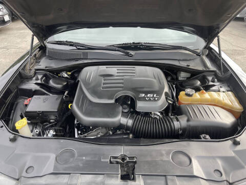 2011 Dodge Charger SE