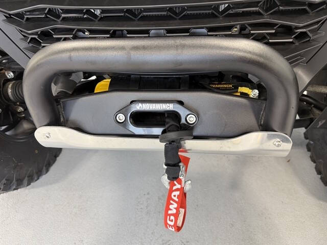 2025 Segway UT10 CREW