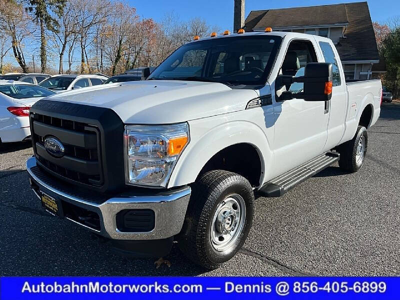 Ford F-350 Super Duty's photo