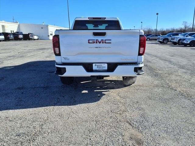 2026 GMC Sierra 1500 Elevation Standard