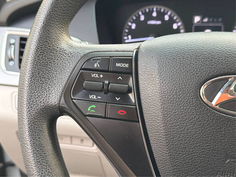 2015 Hyundai Sonata SE
