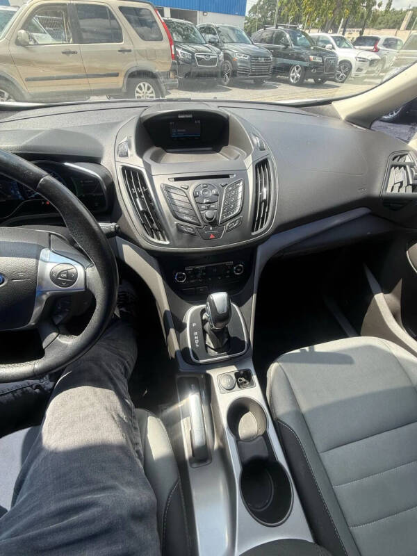 2015 Ford C-MAX Hybrid SE