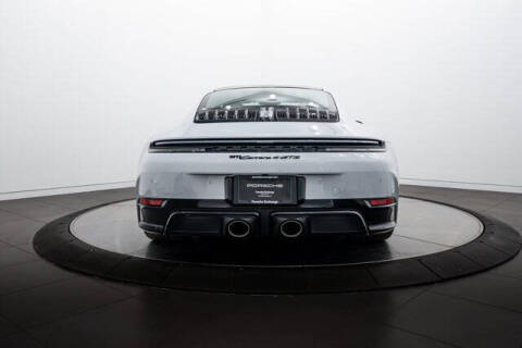 2026 Porsche 911 Carrera 4 GTS