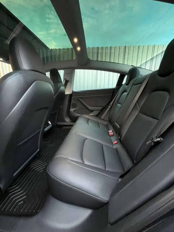 2023 Tesla Model 3 Performance