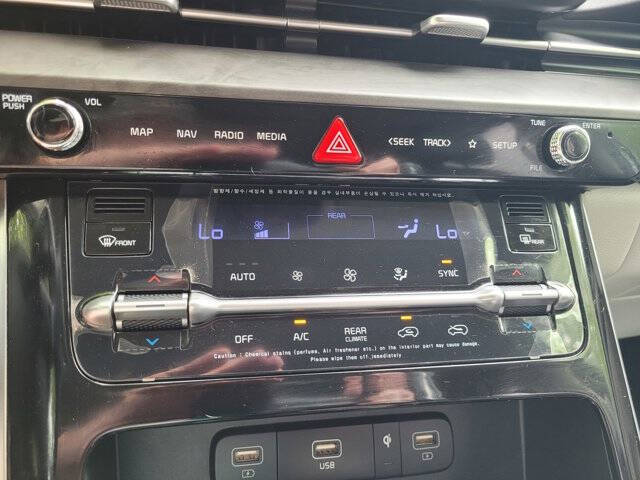 2024 Kia Carnival EX