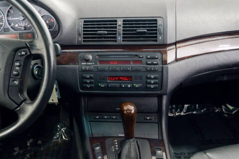 2003 BMW 3 Series 330i