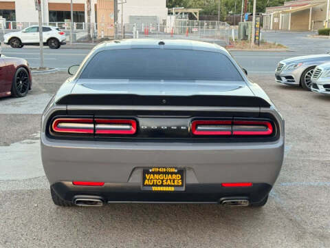 2017 Dodge Challenger SXT