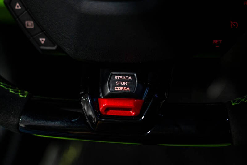 2018 Lamborghini Huracan LP 640-4 Performante