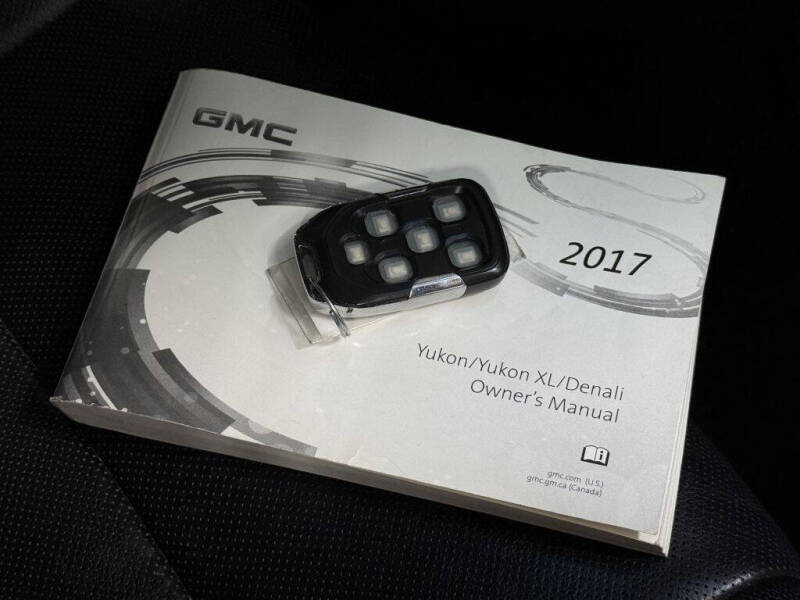 2017 GMC Yukon SLT