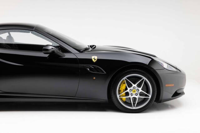 2010 Ferrari California
