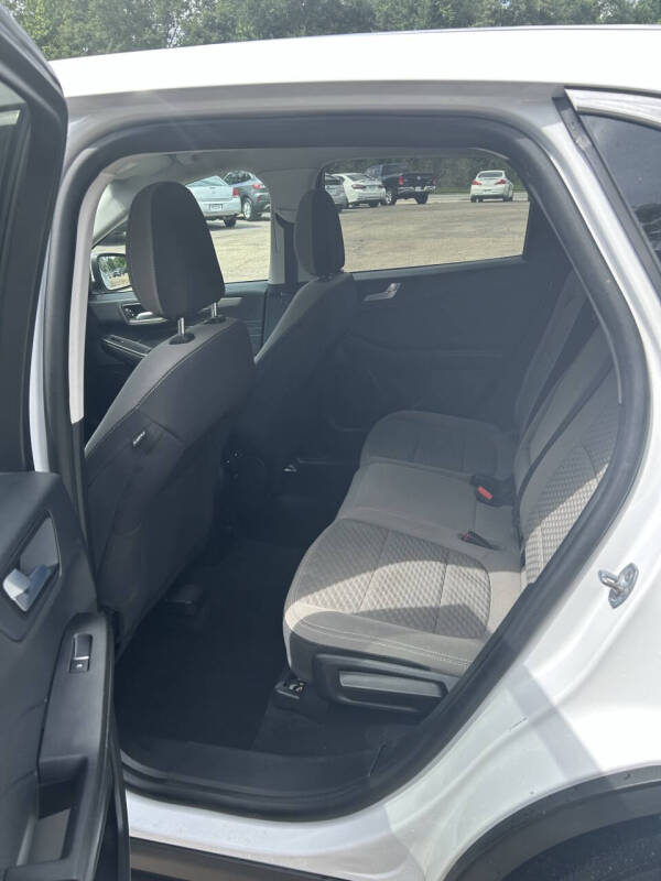 2021 Ford Escape SE