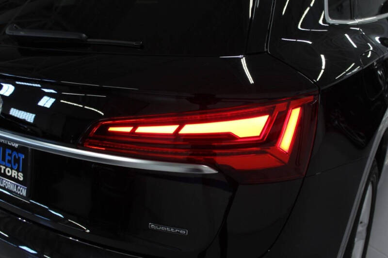 2023 Audi Q5 quattro Premium 40 TFSI