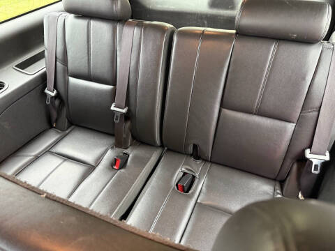 2014 Chevrolet Suburban LT