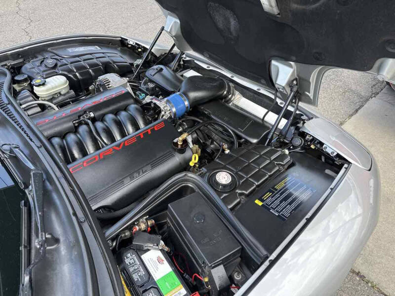 2004 Chevrolet Corvette