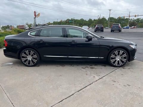 2025 Volvo S90 B6 Plus