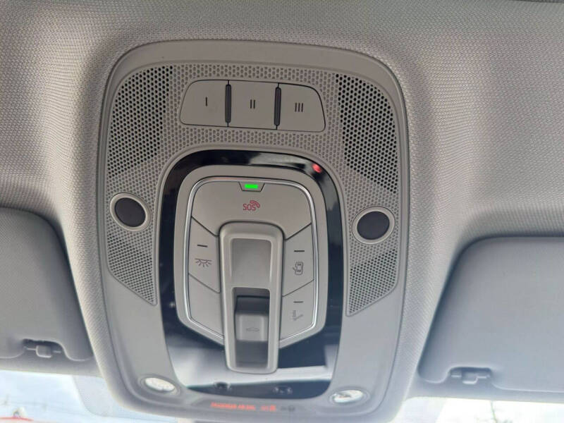 2019 Audi A4 quattro Premium 45 TFSI