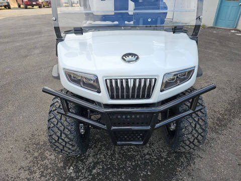 2025 Evolution Maverick 2 + 2