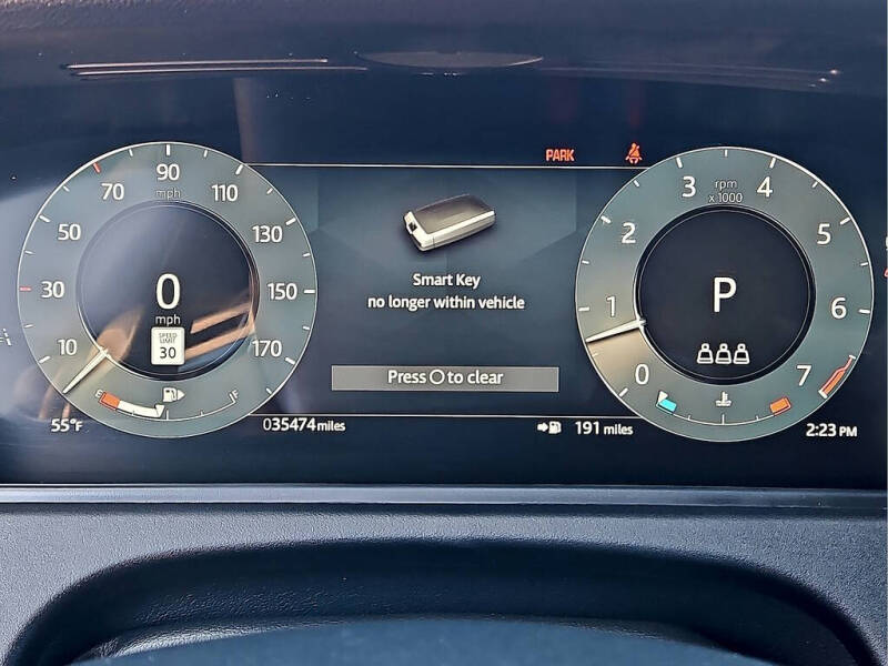 2025 Land Rover Range Rover Velar P250 Dynamic SE