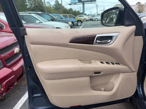 2013 Nissan Pathfinder SL