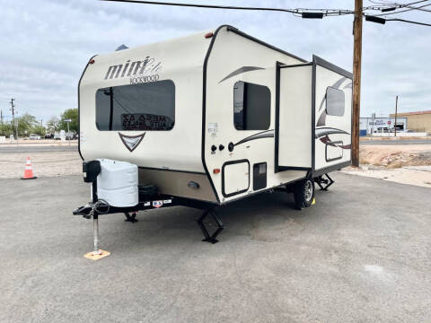 2017 Forest River ROCKWOOD MINI