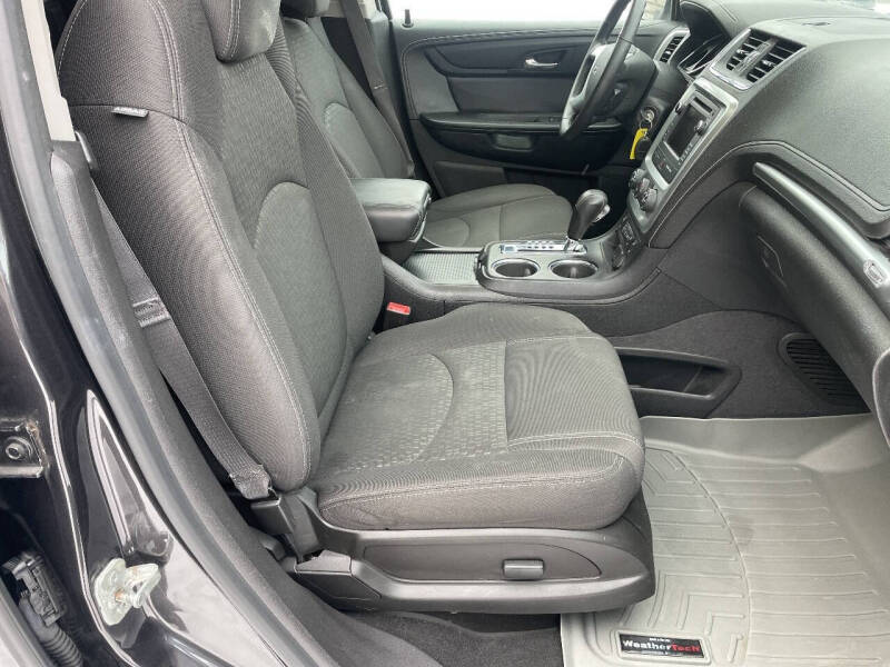 2015 GMC Acadia SLE-2