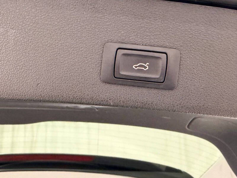 2017 Audi Q5 2.0T quattro Premium Plus