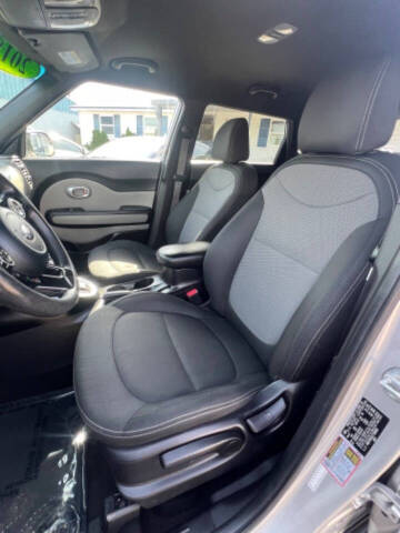 2018 Kia Soul +