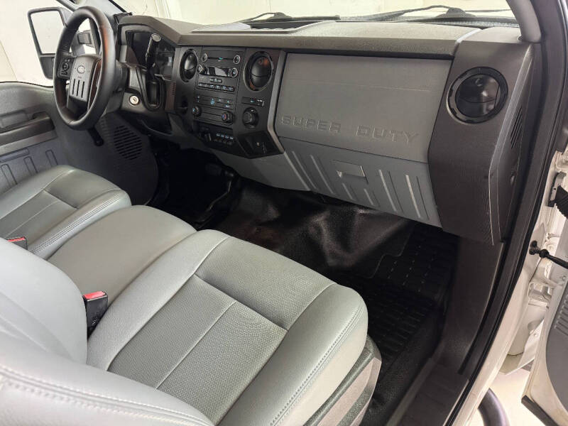 2011 Ford F-350 Super Duty XL